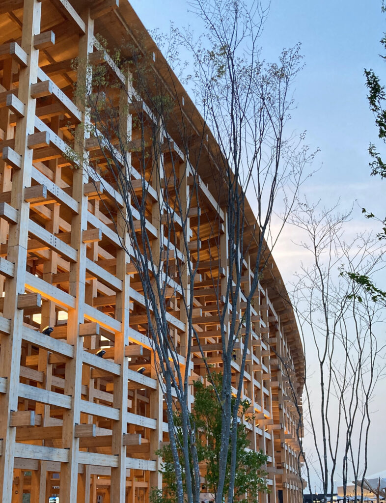 東ゲート側大屋根リング