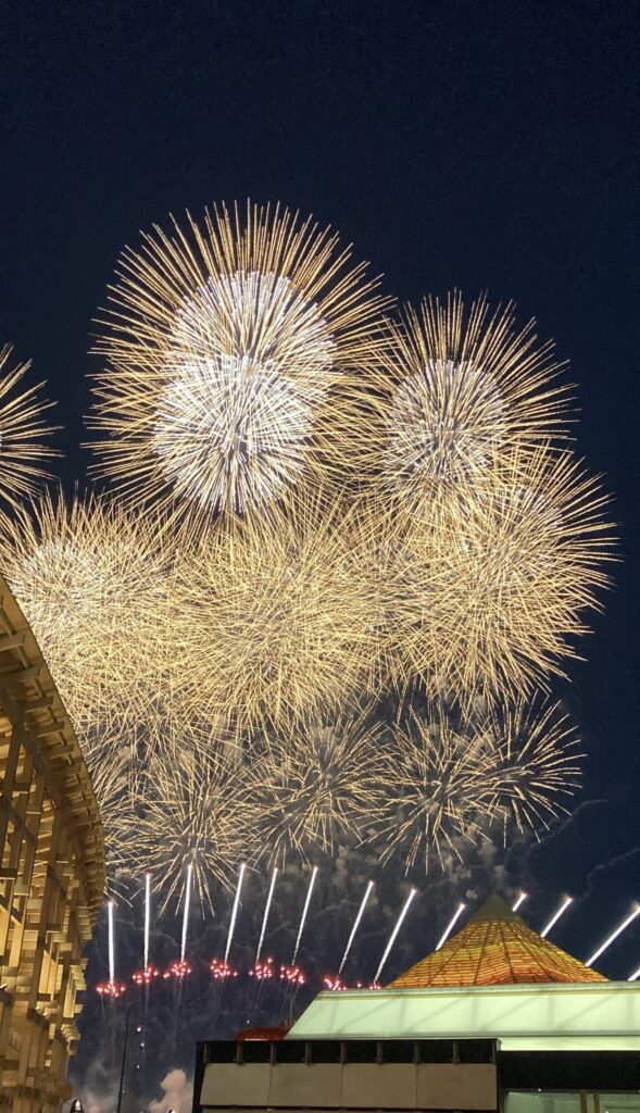 万博花火 大曲花火