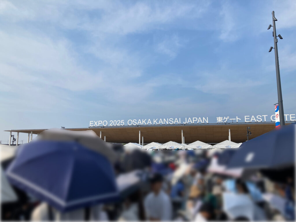 9時入場待機列