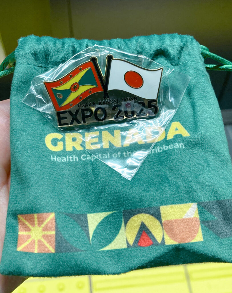 grenadaのピンバッジ